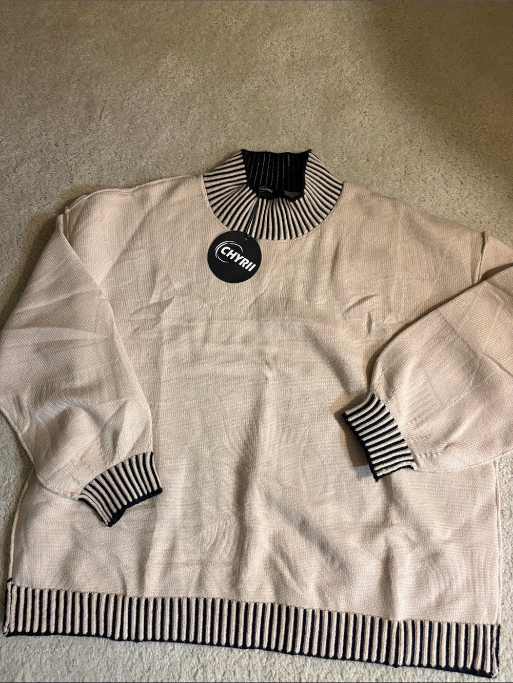 NWT Women's Tan and black oversized cozy sweater soft Chyrii NWT XL